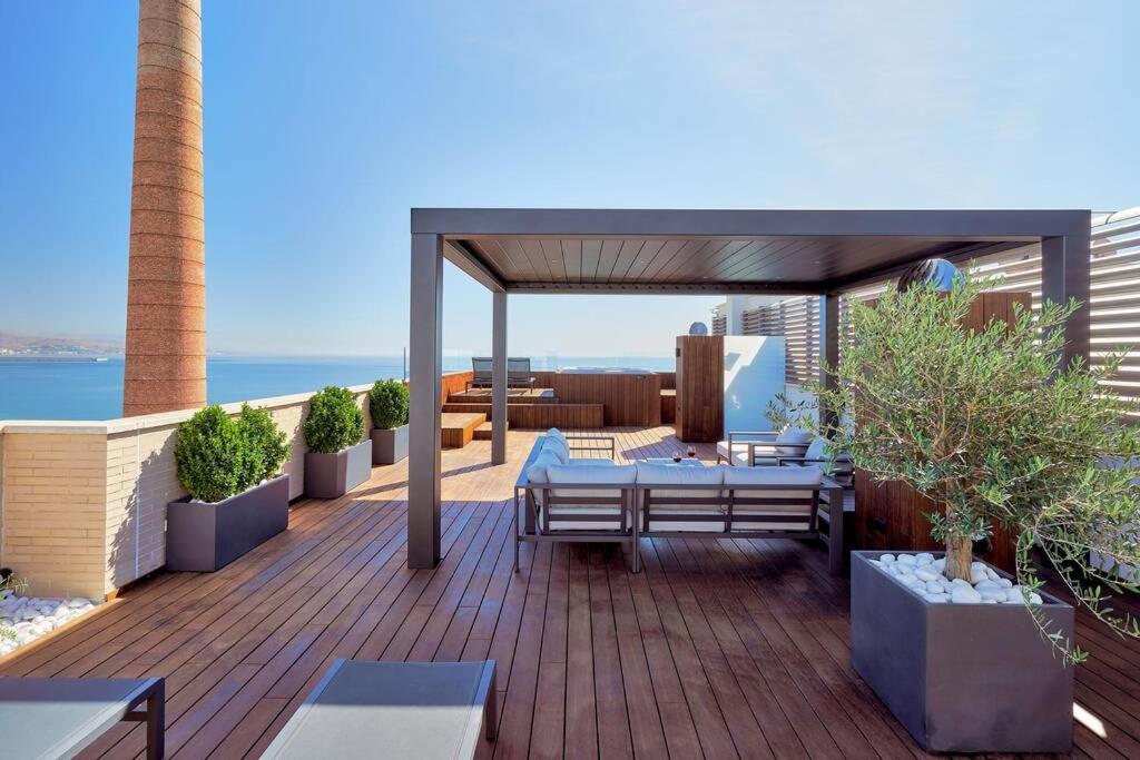 D&R Penthouse On The Beach Apartman Málaga Kültér fotó