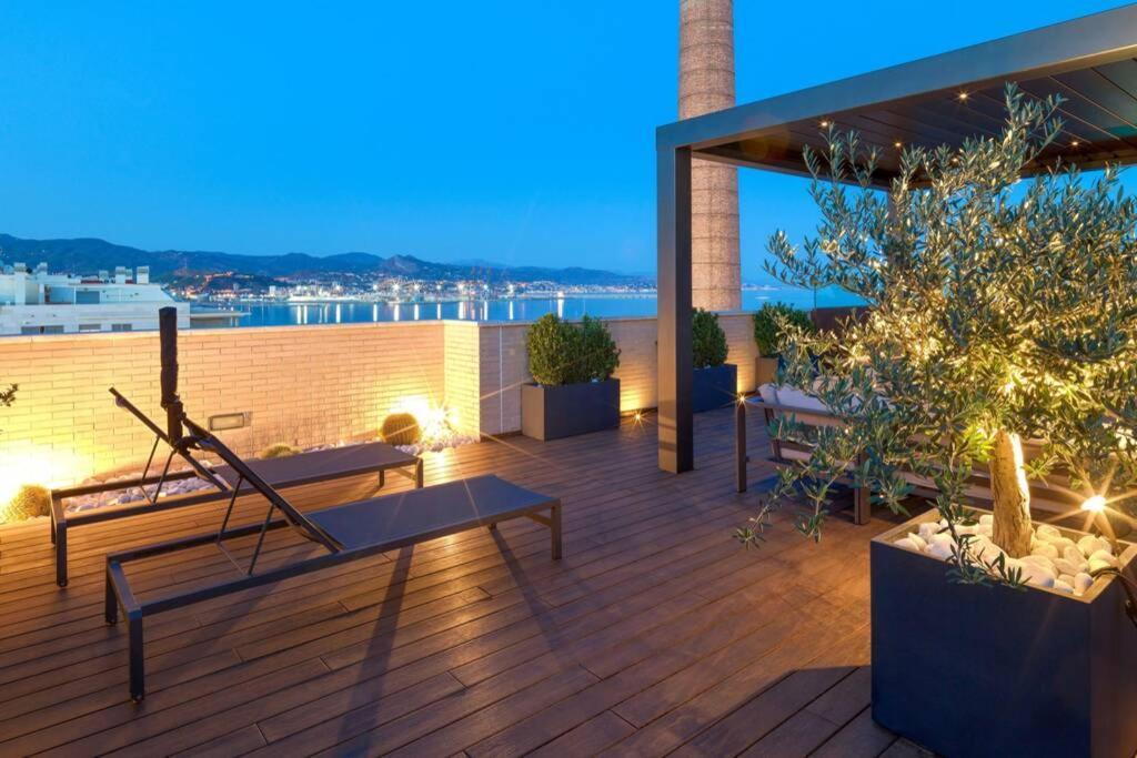 D&R Penthouse On The Beach Apartman Málaga Kültér fotó