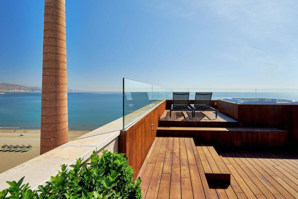 D&R Penthouse On The Beach Apartman Málaga Kültér fotó